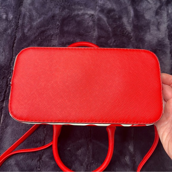 KISS ME BAG PURSE & MATCHING HIGH HEEL, ALDO! LIKE NEW! Crossover, or top handle